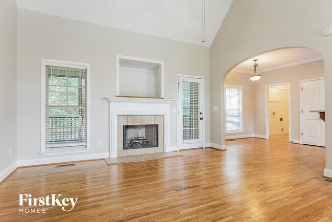 Building Photo - 112 Lakeland Ridge