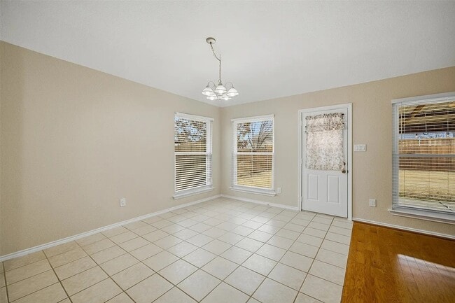 Building Photo - 1337 Red River Dr