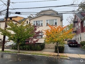 Building Photo - 74 Monticello Ave