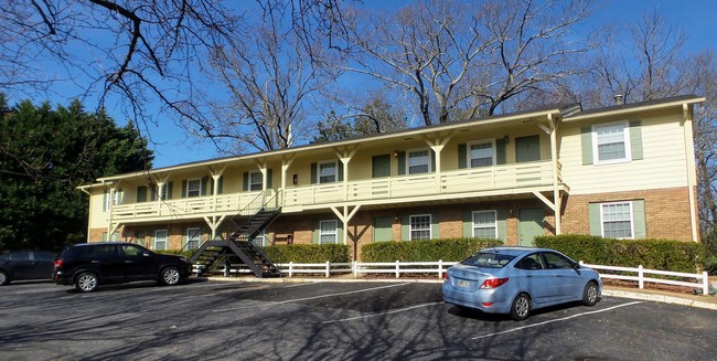 Building Photo - Georgian Terrace