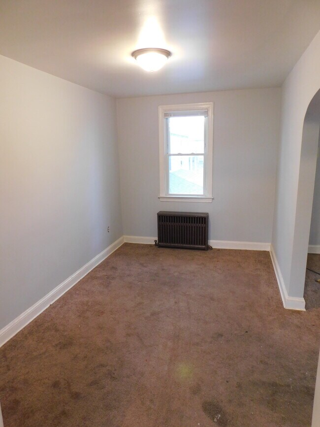 Dining Room - 340 S Chester Pike