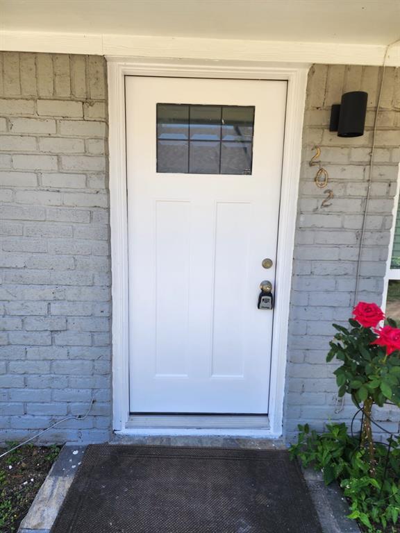 Foto principal - 2677 Gessner Rd