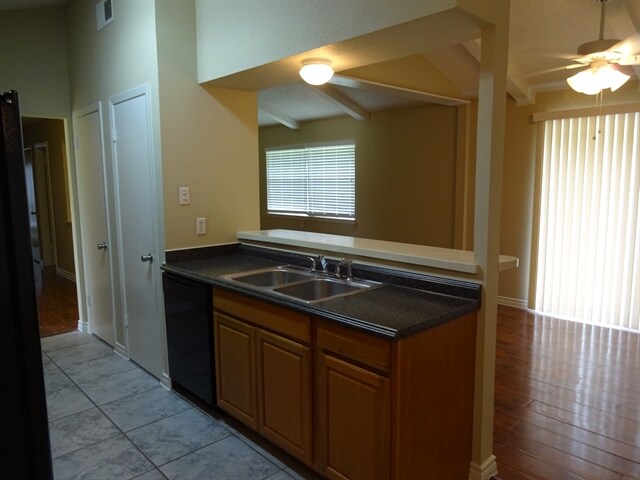 Building Photo - 7459 Saddlewood Street