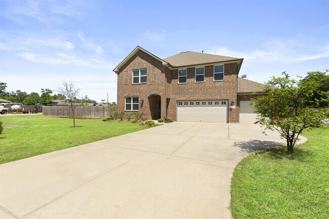 Building Photo - 12376 N Chestnut Hls Dr