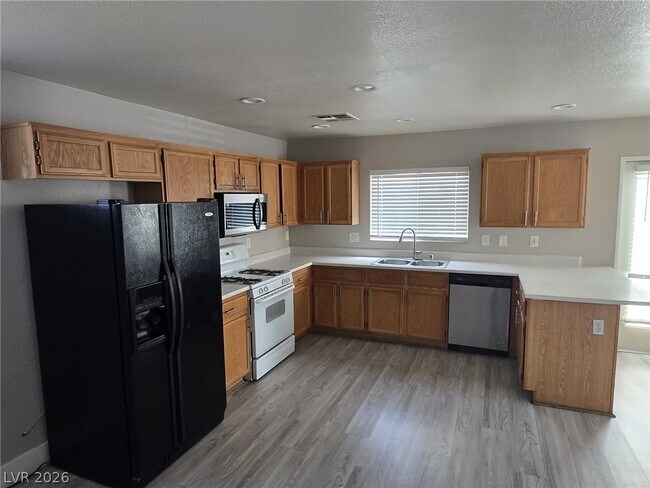 Foto del edificio - 5270 Paradise Skies Ave