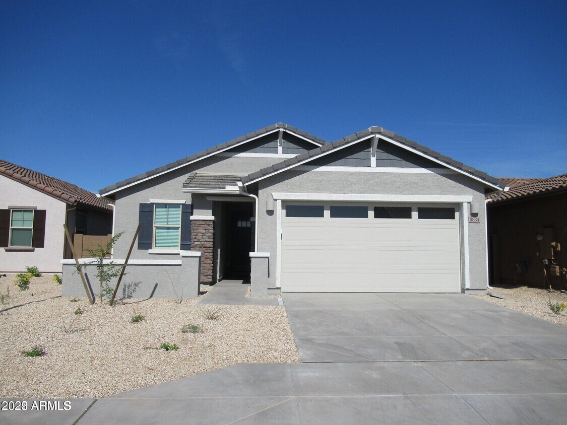 Foto principal - 5834 N 90th Dr