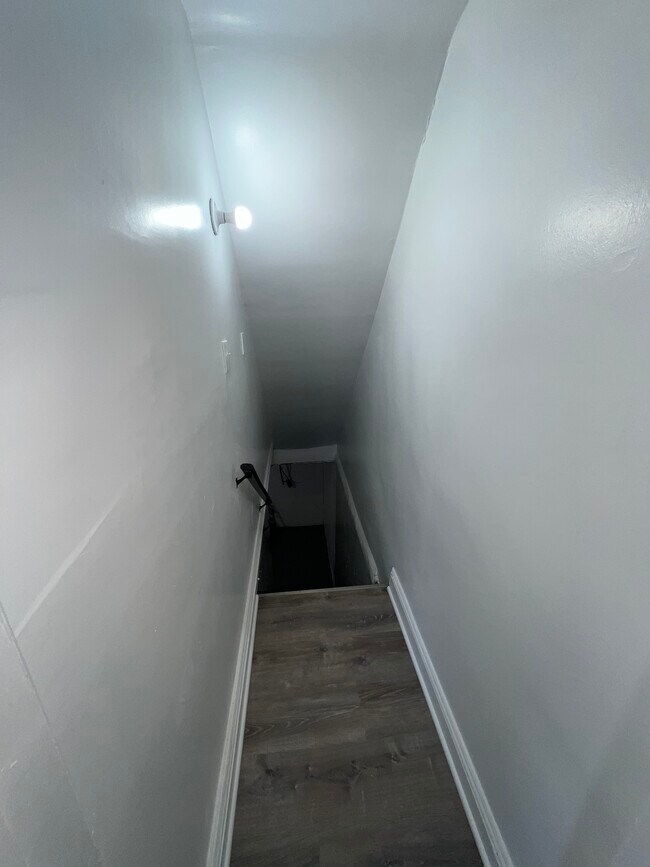 Foto del edificio - 112 W 21st St