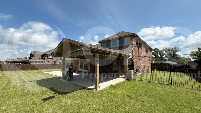 Foto del edificio - 6231 Lumley Rd