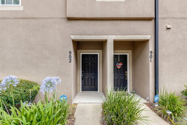Building Photo - 12301 Kernan Forest Blvd