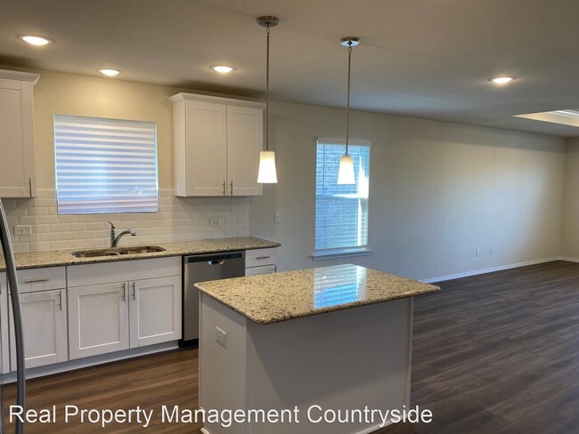 Building Photo - 3 br, 2 bath House - 1315 Binfield Dr