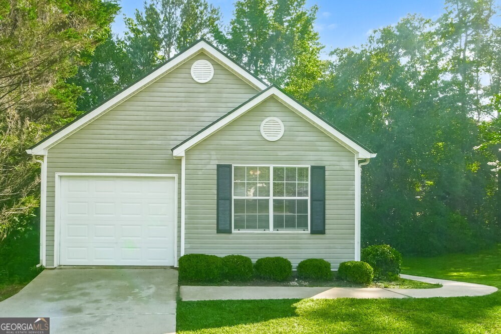 Foto principal - 1214 Foxwood Dr