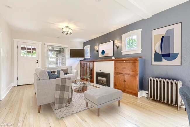 Building Photo - 2 br, 2 bath House - 3753 Zenobia Street C...