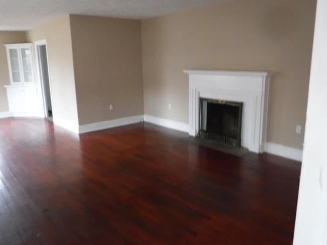 Building Photo - 161 Pecan Heights