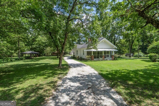 Foto del edificio - 5380 Guthrie Rd