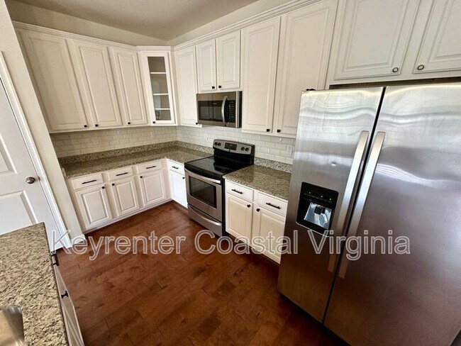 Building Photo - 5103 Delancey St