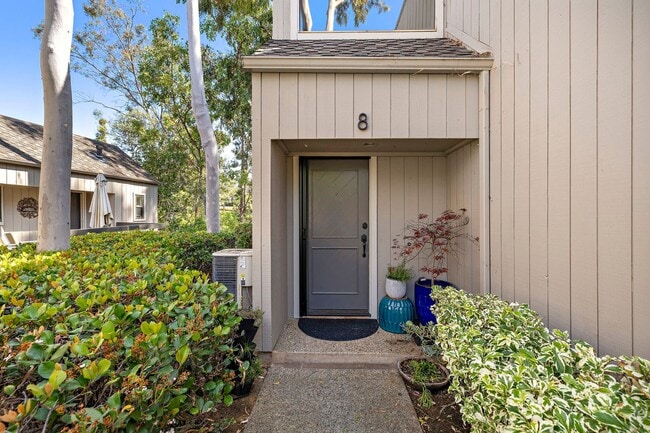 Foto del edificio - Charming Townhome in Turtle Rock