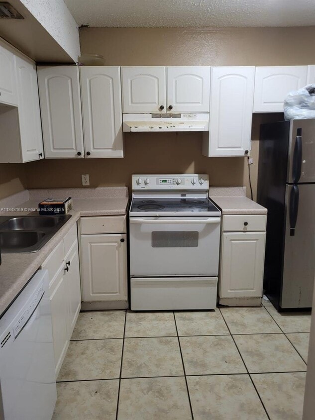 Foto del edificio - 3710 NW 21st St