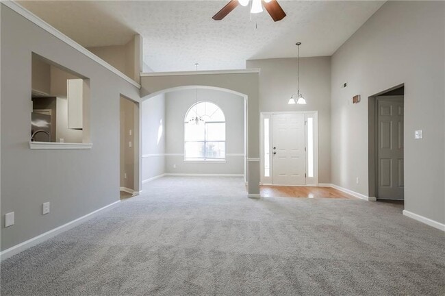Building Photo - 2323 Heatherton Cir