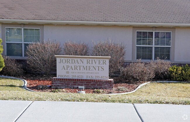 Jordan River Apartments Apartments West Jordan Ut Apartments Com