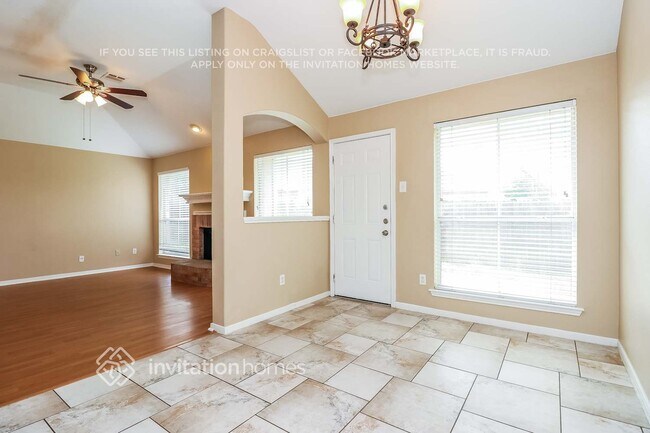 Foto del edificio - 640 Willowwood Trail