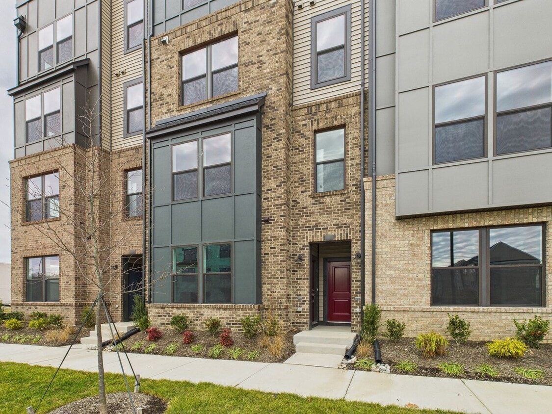 Primary Photo - 9678 Turning Point Dr