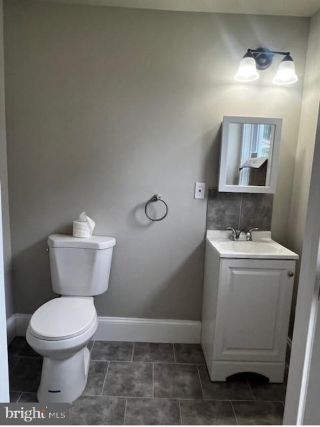 Foto del edificio - 607 E 19th St