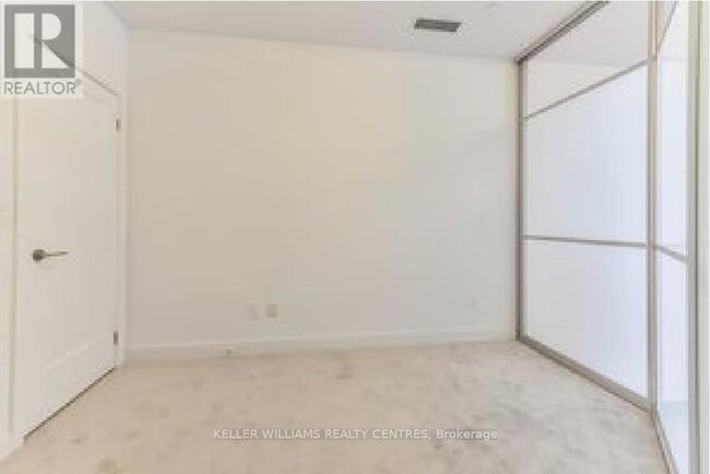 Building Photo - 540-540 Bur Oak Ave