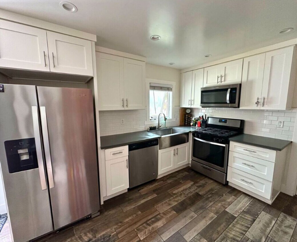Foto principal - 1460 - 1462 West 28th Street