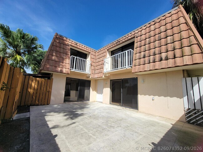 Building Photo - 588 Green Springs Pl
