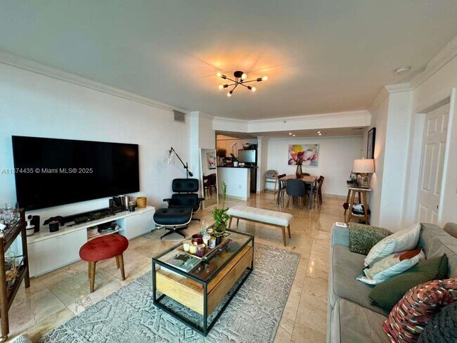 Foto del edificio - 800 Claughton Island Dr