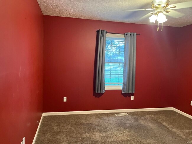 Building Photo - 6655 Oak View Ct