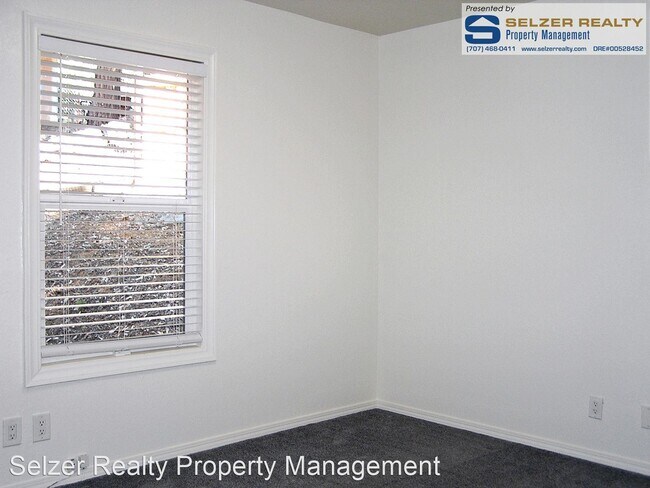 Building Photo - 3 br, 2 bath House - 27060 Bear Dr.