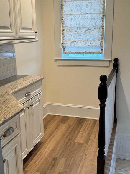 Foto del edificio - 22 W 1st St