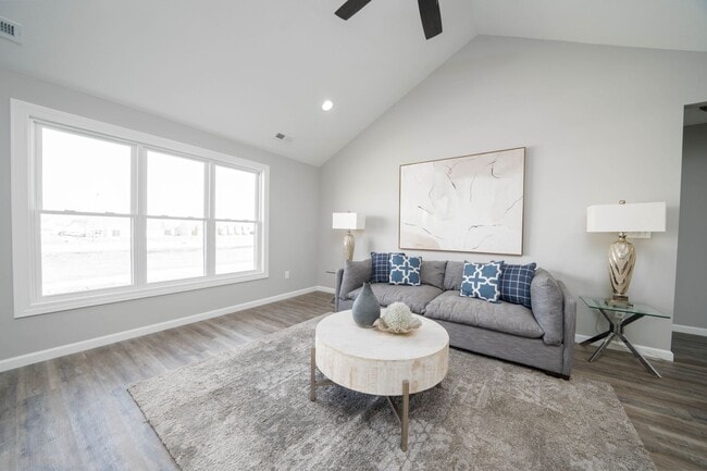 Interior Photo - Somerset Townhomes and Villas