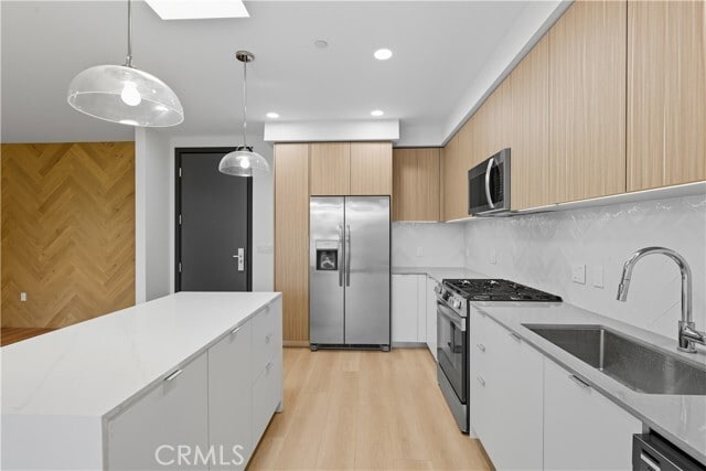 Foto del edificio - 12078 Guerin St