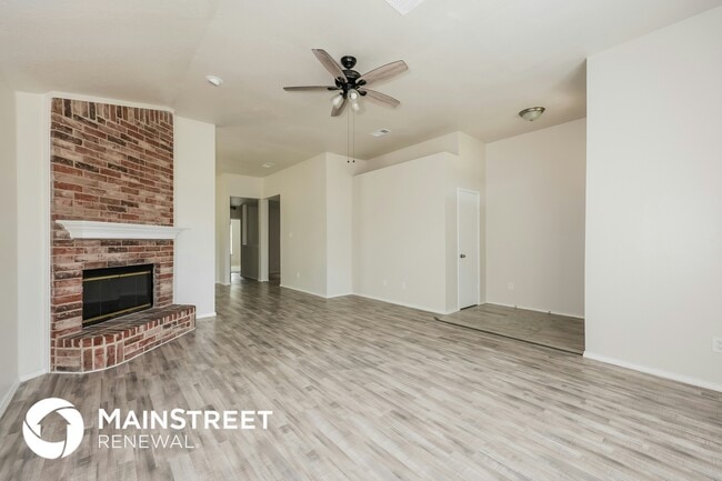 Building Photo - 204 Meadowbrooke Dr