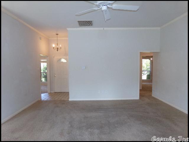 Building Photo - 208 Country Club Pkwy