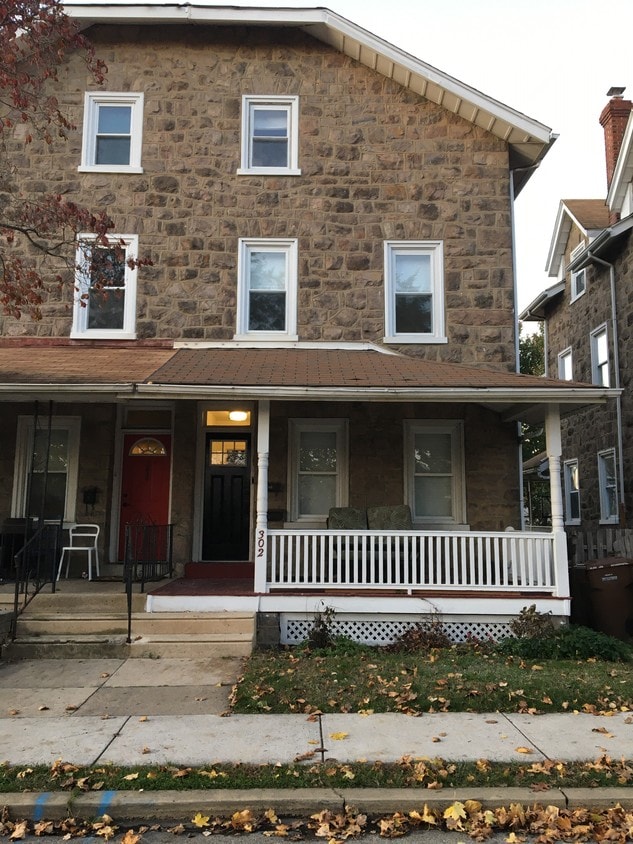 302 Randolph Ave Unit 2, Ambler, PA 19002 Apartment for Rent in