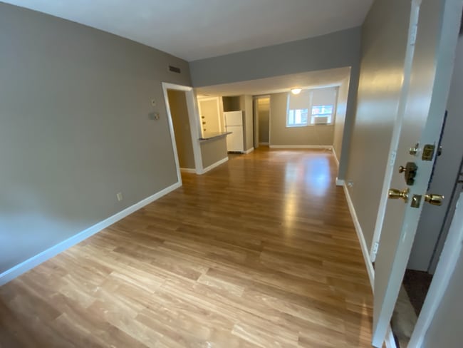 Photo - 1862 Beacon St Apartment