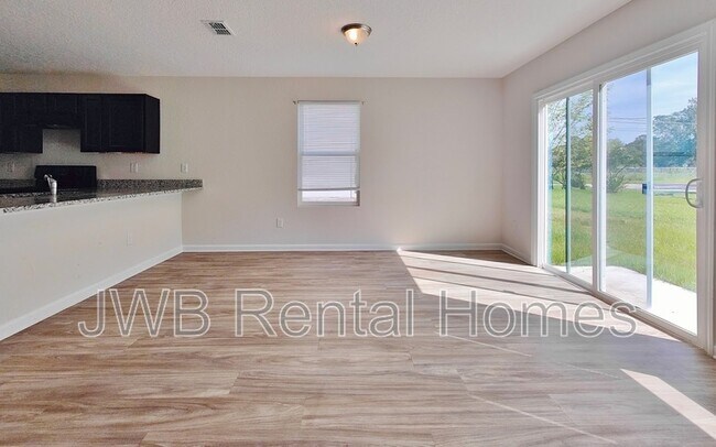 Foto del edificio - 3613 Spring Park Rd