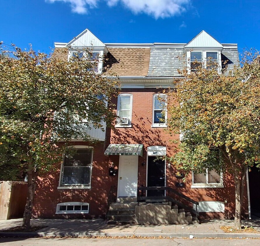 Primary Photo - 623 Chestnut St