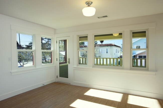 Building Photo - 215 - PTL, LLC