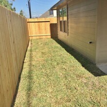 Building Photo - 10123 Piave Drive