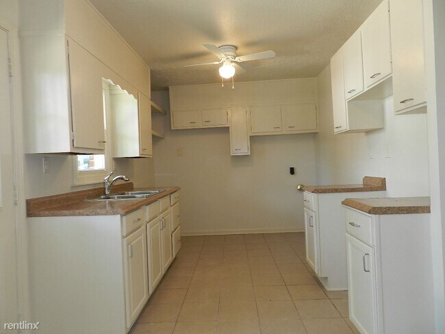 Building Photo - 5620 Ailanthus Trail