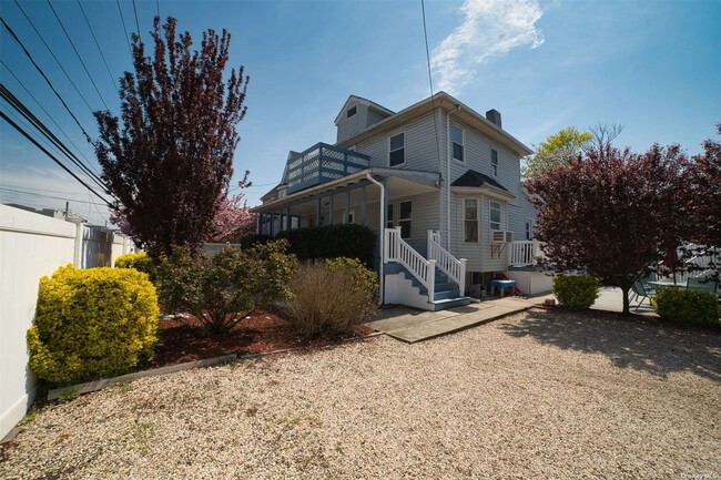 Building Photo - 112-07 Rockaway Beach Blvd
