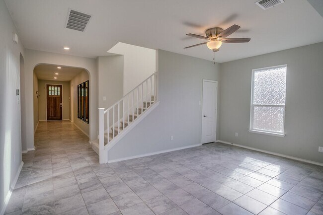 Building Photo - 1512 Volente Ln