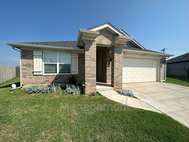 Photo - 15749 Potomac Dr House