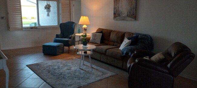 Great Room - 9044 Golden Horseshoe Dr