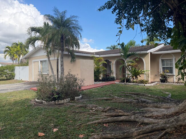 Foto del edificio - 8111 SW 129th Ave