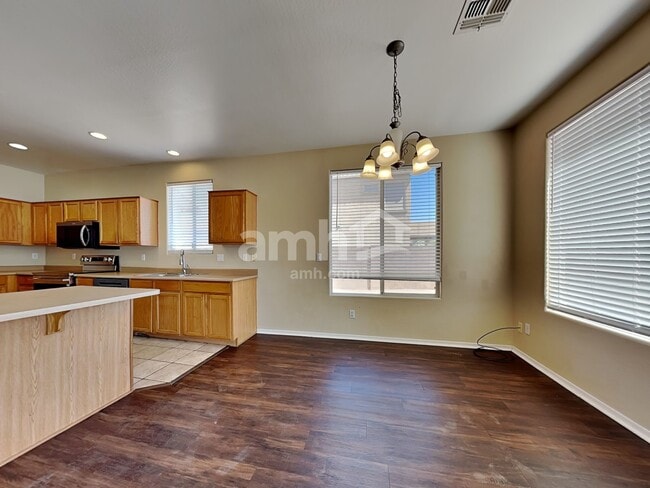 Foto del edificio - 7571 W State Ave